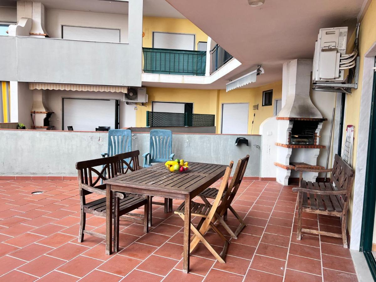 Armacao De Pera Ocean Terrace With Pool By Homing Apartment Exterior photo