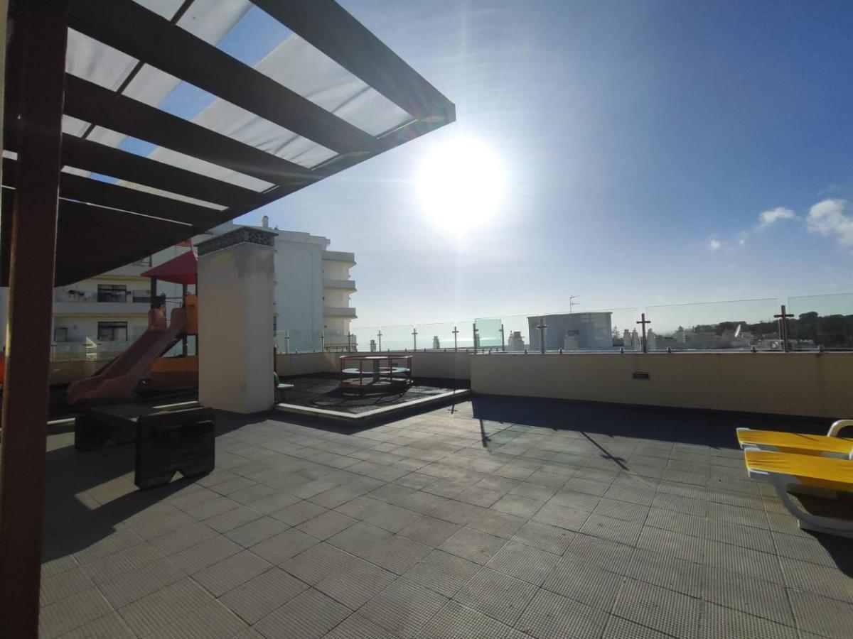 Armacao De Pera Ocean Terrace With Pool By Homing Apartment Exterior photo